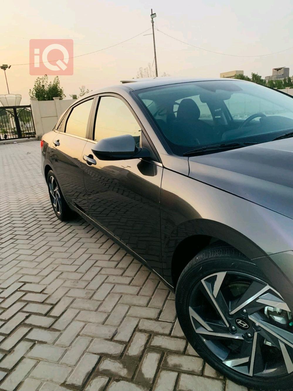 هیوندای ئەلەنترا